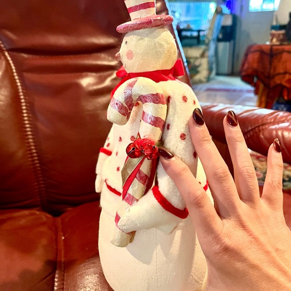 Vintage glitter folk art paper Mache Snowman with Red Accents - Picture 7 of 10